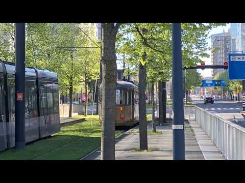 Hier zo vertrekt de oude RET Duwag naar het Trammuseum remise hillegersberg