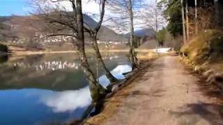 preview picture of video 'Passeggiata lungo il lago della Serraia'