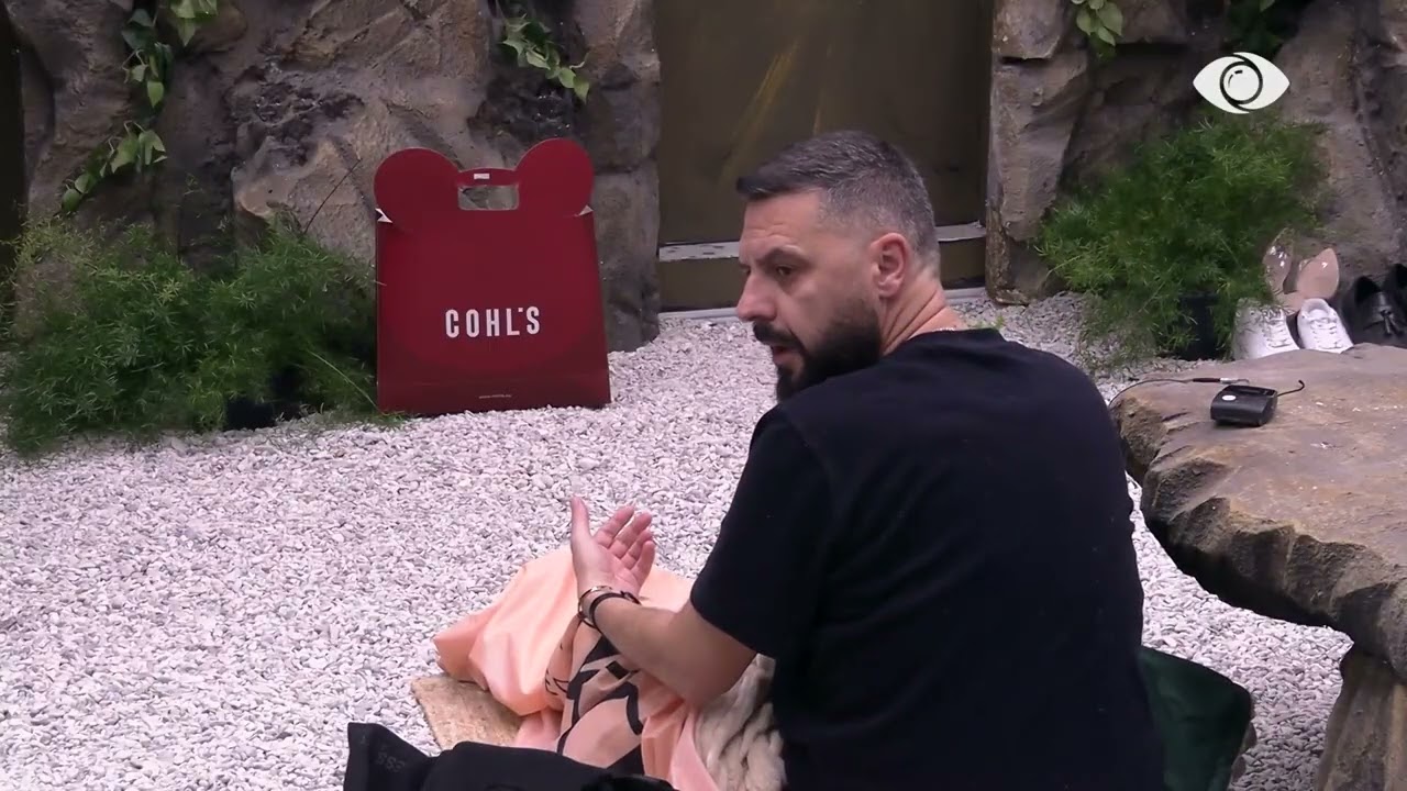 “Je shumë i pisët”/ Mateo-Mirit gjatë debatit: Fillo me fjalorin tënd të ndritur…