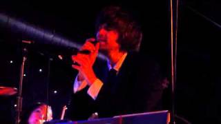 Fyfe Dangerfield - Firebird (Live)