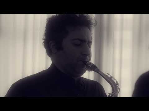 Clair de Lune - Debussy I Alexej Gerassimez & SIGNUM saxophone quartet (Official Music Video)