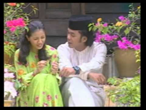 M. Shariff - Musafir Di Adilfitri [Official Music Video]