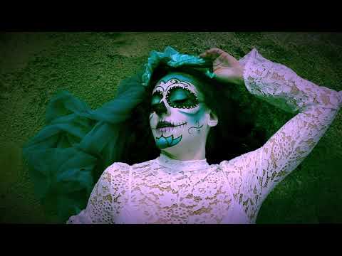 Alfonsina y el Mar - Alfonsina and the Sea (excerpt)