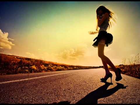 Infinite Boys feat. AndyBoi - Round & Round