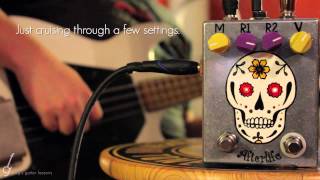 Video thumbnail for Bass Demo - Fuzzrocious Afterlife Reverb  [Gibson Grabber / Ampeg SVT] by Greg's Guitar Lessons