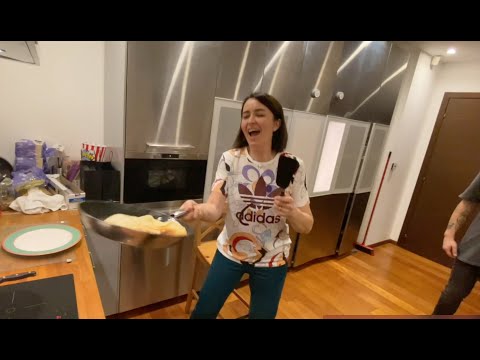 Doamna Amalia - Episodul cu "statul acasă nu dăunează grav sănătății"