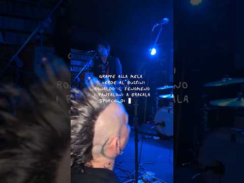 Osaka Flu - Odio gli Indifferenti LIVE. Prima volta assoluta! Una figata pazzesca. ⚡ Link in bio.