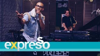 The Kiffness &amp; Mathew Gold performs &quot;Too Blessed to be Stressed&quot;