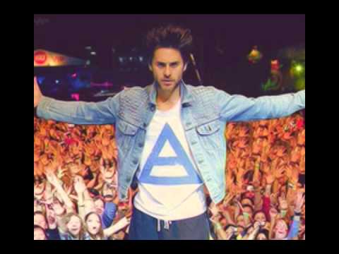 30 seconds to mars live singing with Joana K.  - Night of the hunter - just listen!!!