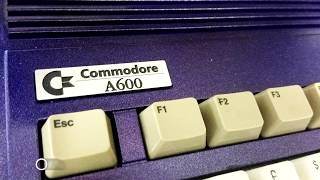 Stunning modded Amiga 600 in Metallic Purple from ami64.com