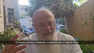 A Guerra com o Irã de acordo com a Kabalá | Mensagem do Rav Shmuel Eliahu em Português (הרב שמואל אליהו) - התמונה מוצגת ישירות מתוך אתר האינטרנט יוטיוב. זכויות היוצרים בתמונה שייכות ליוצרה. קישור קרדיט למקור התוכן נמצא בתוך דף הסרטון