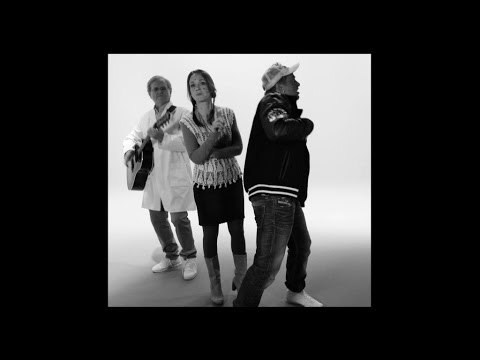 Musik-Parodie: Vier, fünf Masern - PussyTerror TV mit Carolin Kebekus & Dennis aus Hürth