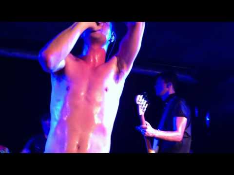 Panic! at the Disco - Miss Jackson @ Imperial Club, Berlin, Germany, 13/11/13 HD BRENDON SHIRTLESS