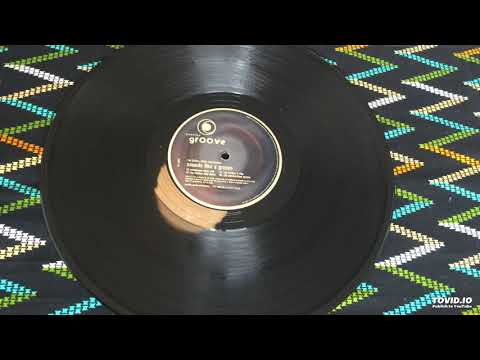 Ray Hurley V. Divide Intervention ‎– Sounds Like A Groove ( (Ray Hurleys 4 Step)