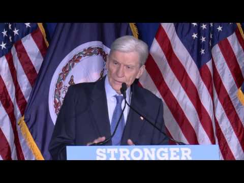 Hillary Clinton scores endorsement from influential Republican former Senator John Warner