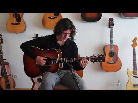 Martin D-28 1975 Sunburst Acoustic Guitar - Rare vintage rarity with legendary Martin sound and unique character - check video! image 17