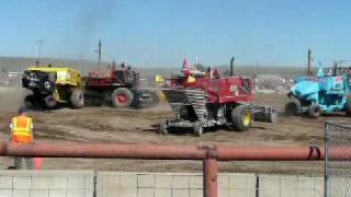 preview picture of video 'Combine Demolition Derby 2008'