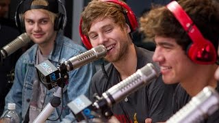 5SOS &quot;Hey Everybody&quot; (Acoustic) | On Air with Ryan Seacrest