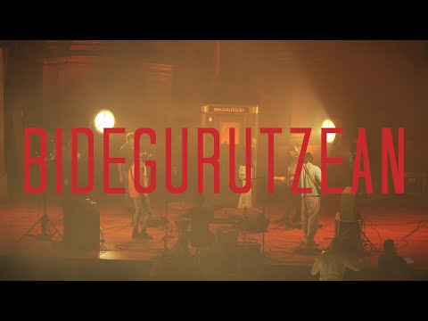 25 | Bidegurutzean