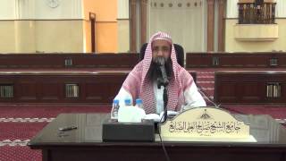 صورة بكاء فضيلة الشيخ عبد المحسن الزامل عند الدعاء لاهل سوريا