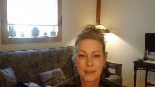 Chit chat, cooking and trying new products