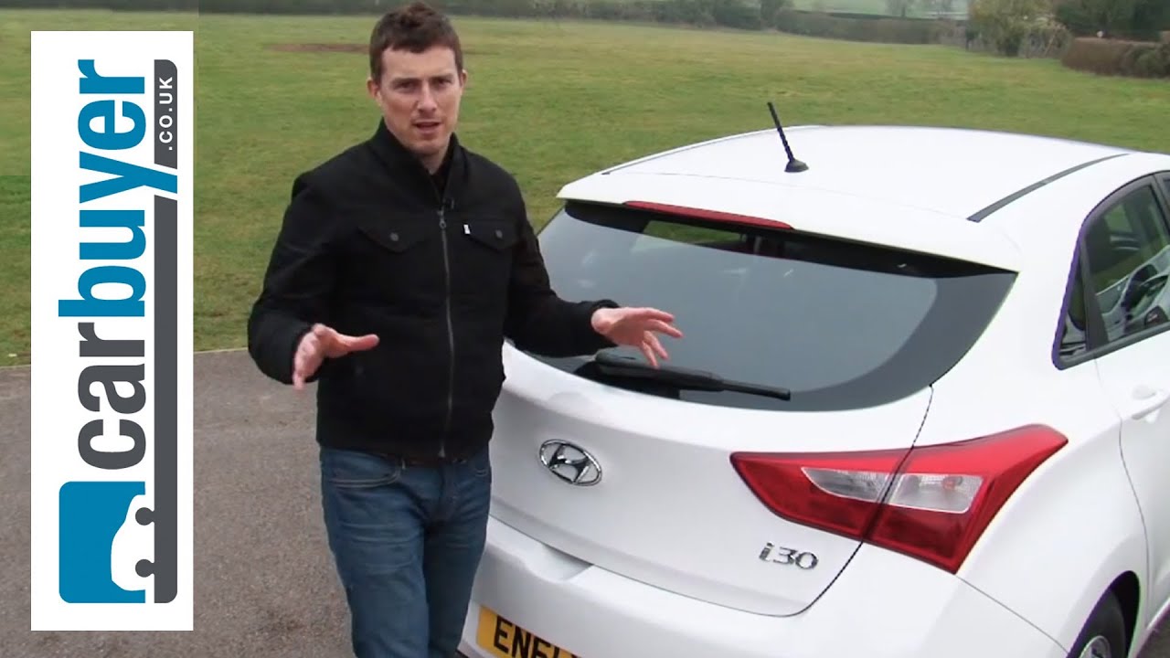 Hyundai i30 hatchback 2013 review - CarBuyer