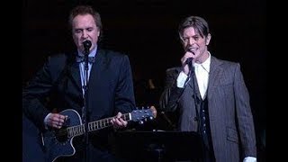 BOWIE With RAY DAVIES ~ WATERLOO SUNSET ~ LIVE 2003