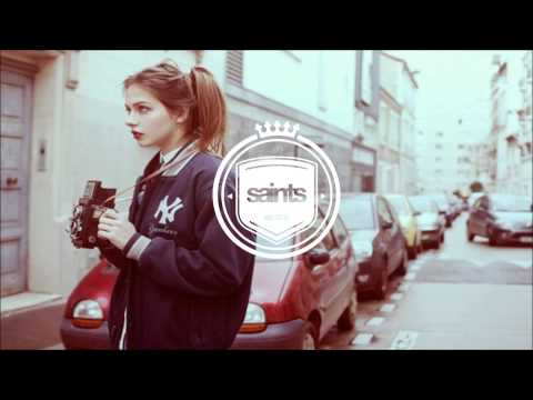 Les Loups - Out Of Sight (Ft. Moona)