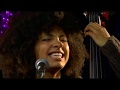 Esperanza Spalding - Cuerpo y alma (Body & soul) (live at Amoeba 2009)