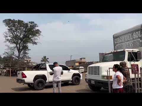 Volando el quetzal en barberena santa rosa Guatemala 🇬🇹