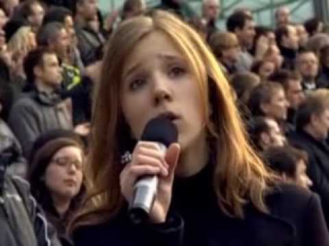 Robert Enke Trauerfeier - You´ll never walk alone