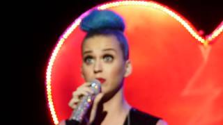 [HD] Katy Perry - Niggas in Paris @ Concert Privé NRJ (20/03/2012)