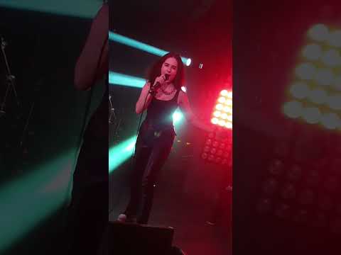 Teona Ash - cover Bad Romance (@LadyGaga )