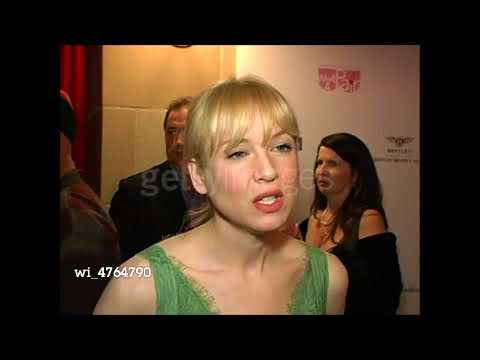 Renée Zellweger -  What A Pair! 3 Celebrity Concert  (April 8, 2005)