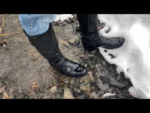 My Geox leather Boots, Snow and a relaxing walk in the Muddy Creek