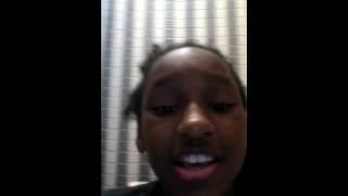 Download lagu Little girl sings gospel mp3