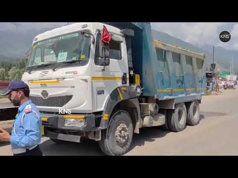 SSP Traffic Rural R.P Singh launch a special drive against traffic violators at Manigam Bypass in Ganderbal.