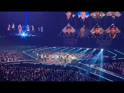 191013 SS8 Seoul - Day 2, Shirt (Army Greeting) + Guests