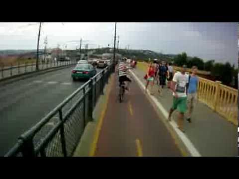 Bringával a városban - Egy jó fényképért bármit