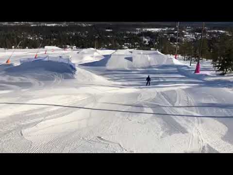 Hoppar på ett hopp (i sälen)