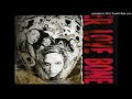 Mother Love Bone - Captain Hi-Top. (Apple) 08. Lyrics