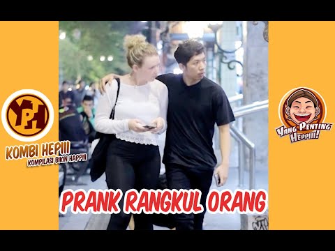 kombi-heppiii-prank-rangkul-orang