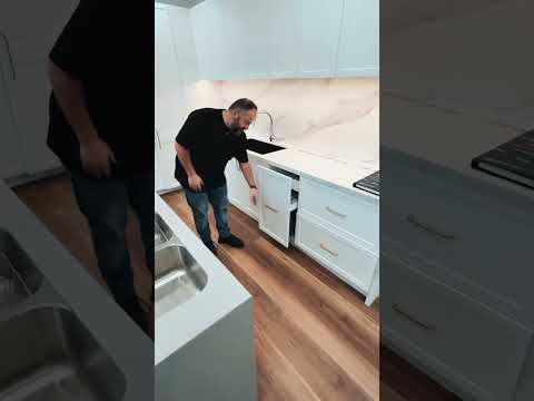 United Stone Melbourne video.