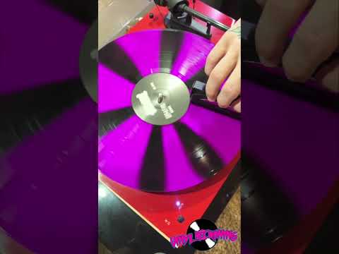 4 Vinyl record accessories you NEED!