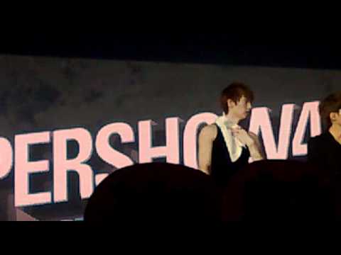 120318 SS4BKK Day 3 ... Sexy Eunhyuk ...