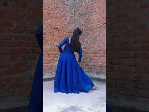 Bol Na Halke Halke | Dance Cover | Vaishnavi #bolnahalkehalke #dance #shorts
