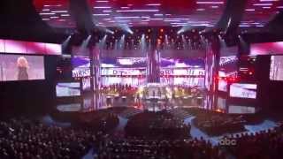 Christina Aguilera - &quot;Medley&quot; [Live] (American Music Awards 2008)