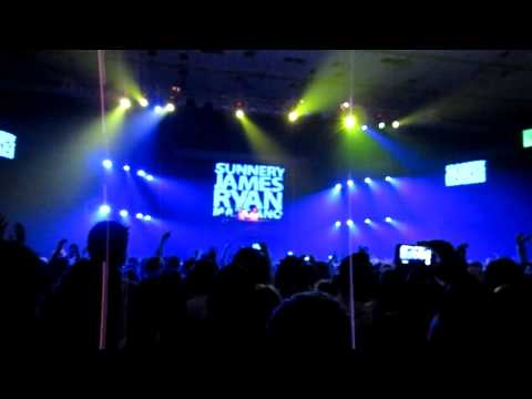 RZR Armin van Buuren - Sunnery James & Ryan Marciano[2] @ Sala Polivalenta 15.10.2011