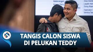 Haru! Calon Siswa Sekolah Rakyat Menangis di Pelukan Seskab Teddy, Pengamen & Ayah Meninggal