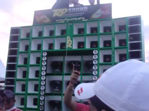 Godzilla x Hulk - Angicos Sound Car